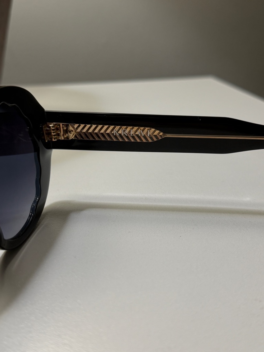 KREWE Black Oval Sunglasses - Picture 8 of 8